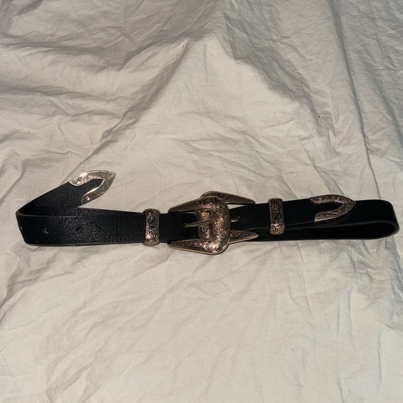 Double Up Faux Leather vintage Belt - Picture 4 of 4